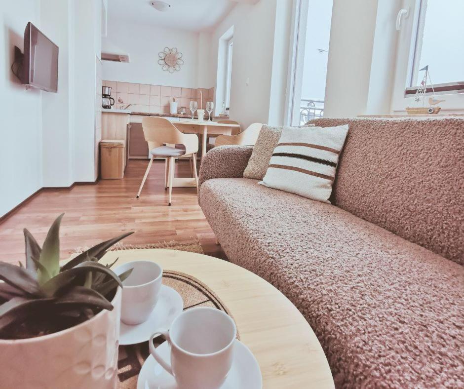 Sunny Apartament Дарлово Экстерьер фото